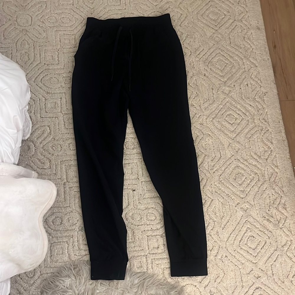 Lulu lemon joggers
